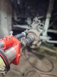 Станок для ремонта грузового автомобиля Станок для ремонта грузового автомобиля