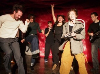 Мастер-классы, музыка, аукцион: фестиваль в Театре Труда Мастер-классы, музыка, аукцион: фестиваль в Театре Труда