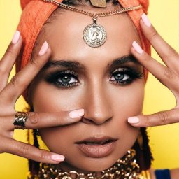 Tolana и Денис Манчейстер сочинили гимн одиноким душам